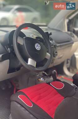 Хетчбек Volkswagen Beetle 2001 в Вінниці