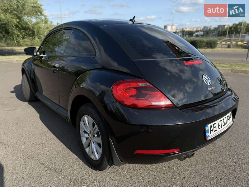 Хэтчбек Volkswagen Beetle 2015 в Кривом Роге