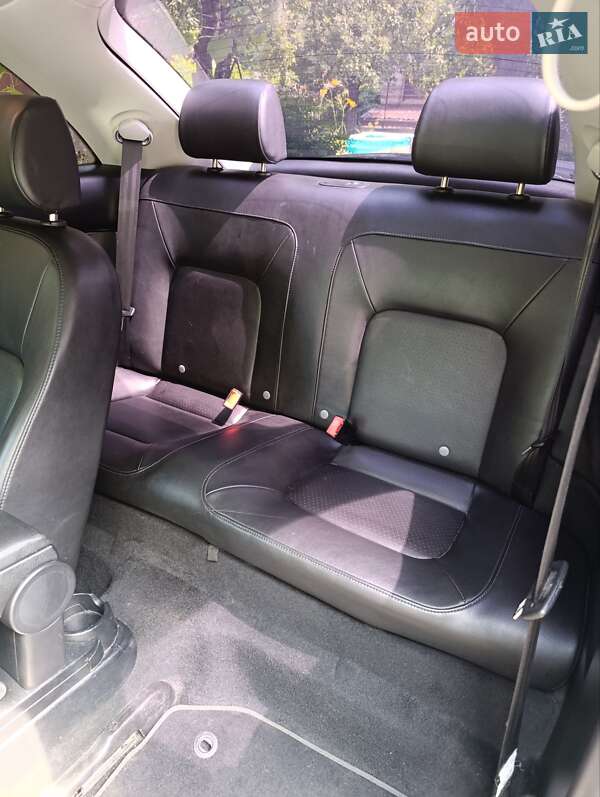 Хэтчбек Volkswagen Beetle 2010 в Киеве