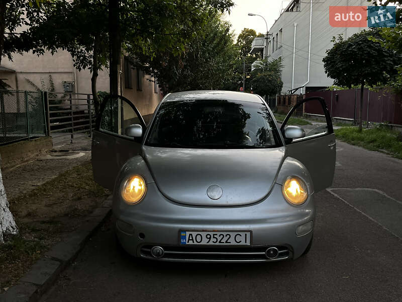 Хетчбек Volkswagen Beetle 1999 в Ужгороді