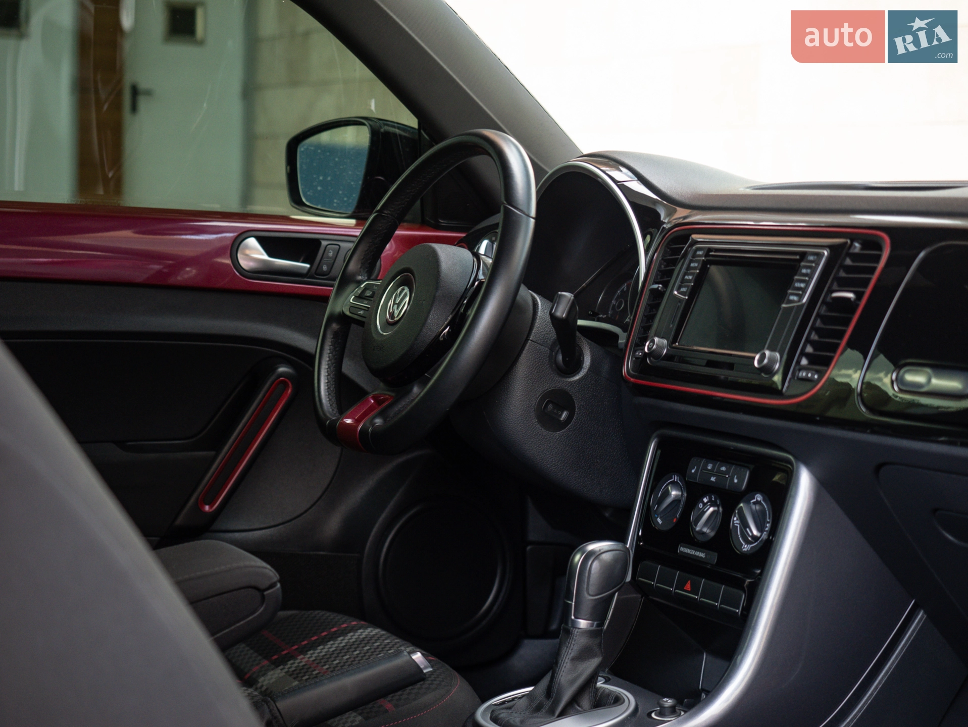 2016 Volkswagen Beetle - мініатюра 15