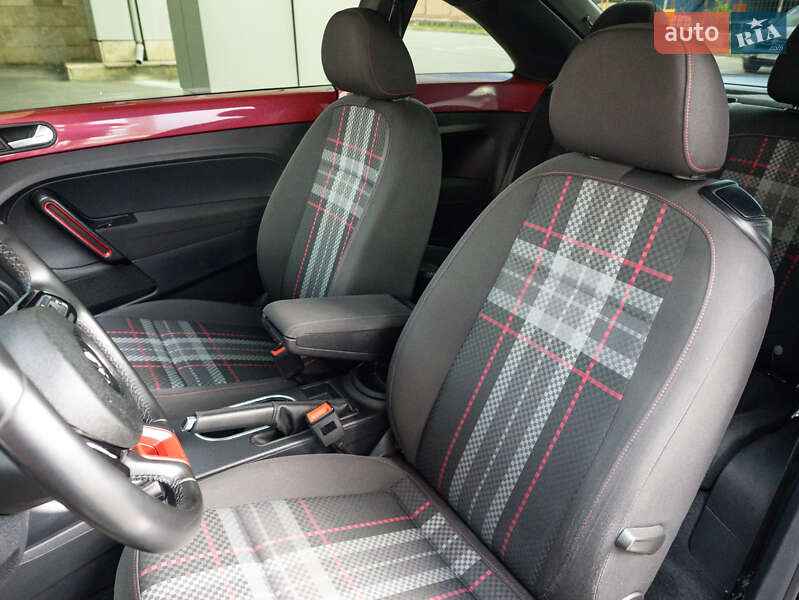 Хетчбек Volkswagen Beetle 2016 в Києві