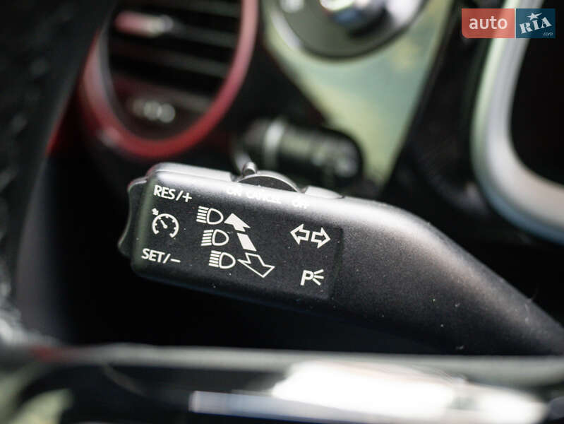 Хетчбек Volkswagen Beetle 2016 в Києві