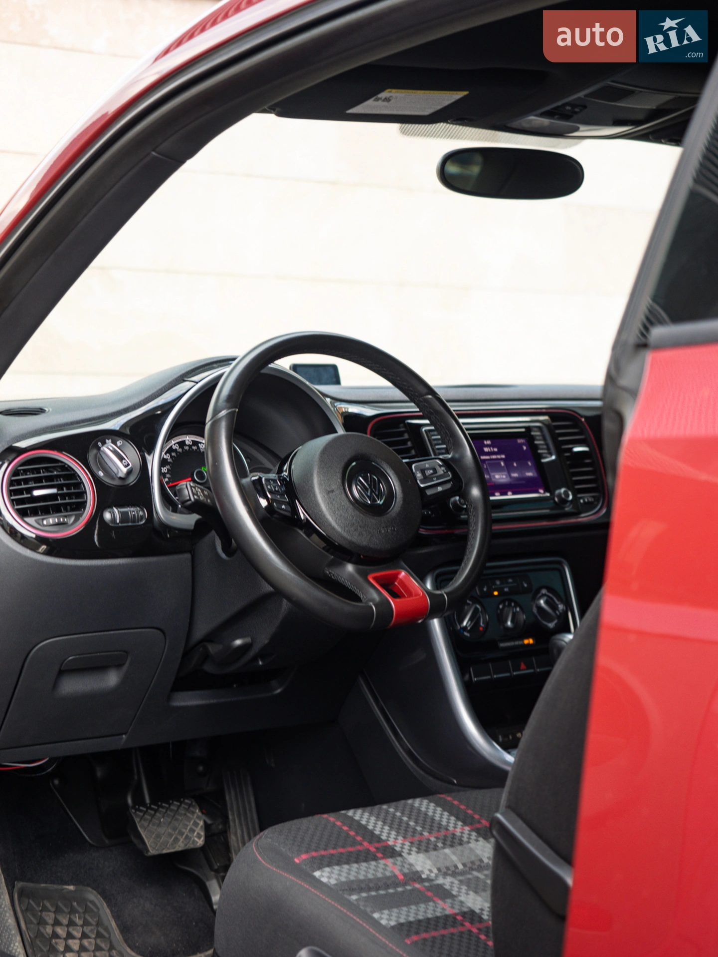 2016 Volkswagen Beetle - мініатюра 10
