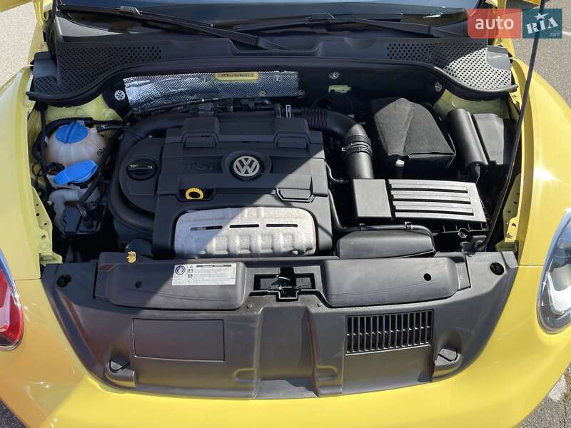 Хетчбек Volkswagen Beetle 2015 в Києві