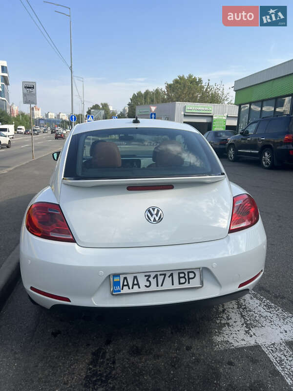 Хэтчбек Volkswagen Beetle 2014 в Киеве фото 3 Хэтчбек Volkswagen Beetle 2014 в Киеве