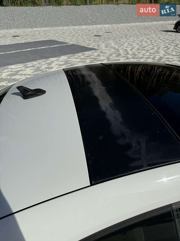 Хэтчбек Volkswagen Beetle 2013 в Львове