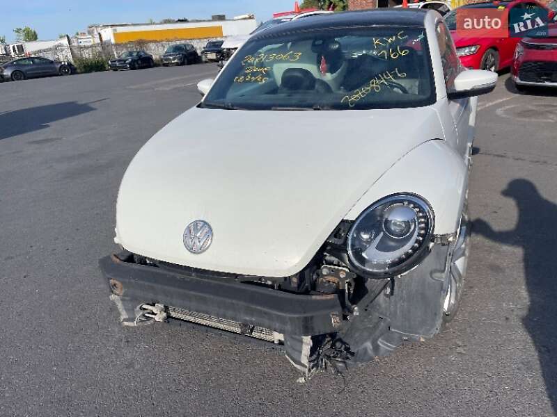 Volkswagen Beetle 2014