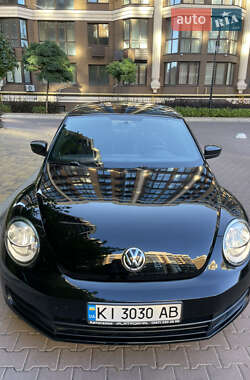 Хэтчбек Volkswagen Beetle 2015 в Киеве