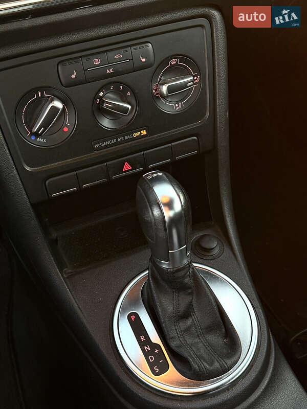 Хетчбек Volkswagen Beetle 2012 в Івано-Франківську