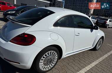 Хэтчбек Volkswagen Beetle 2016 в 