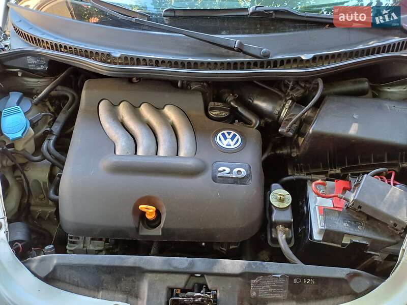 Хетчбек Volkswagen Beetle 2000 в Полтаві