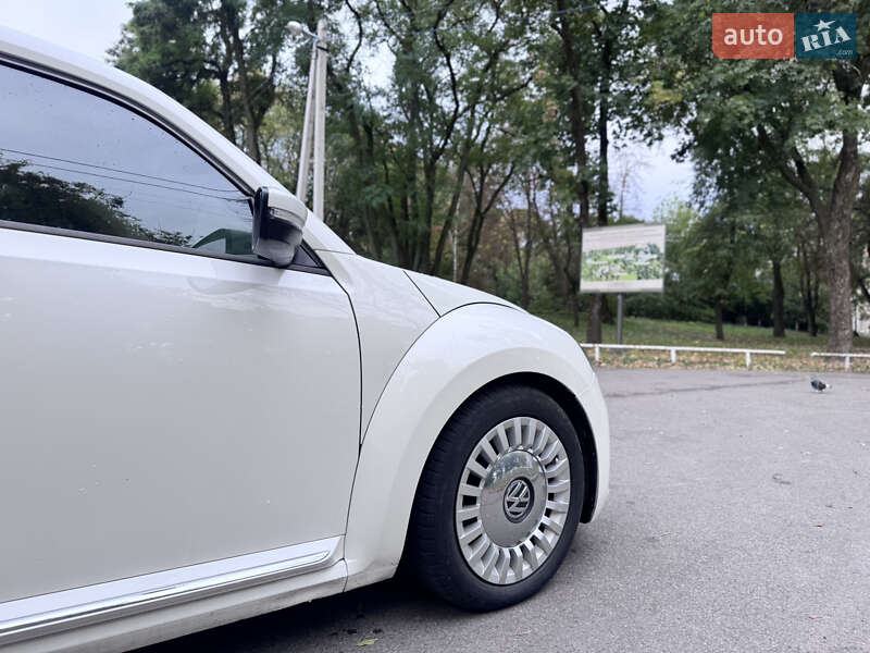 Хэтчбек Volkswagen Beetle 2013 в Чернигове фото 13 Хэтчбек Volkswagen Beetle 2013 в Чернигове