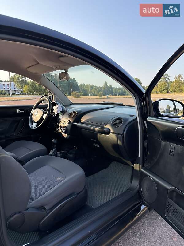 Хэтчбек Volkswagen Beetle 2003 в Славутиче