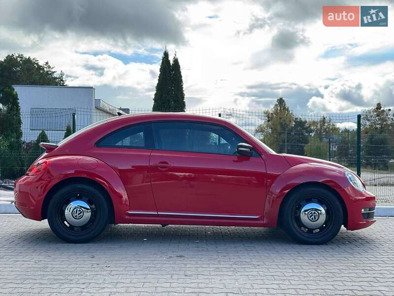Хетчбек Volkswagen Beetle 2016 в Києві фото 13 Хетчбек Volkswagen Beetle 2016 в Києві