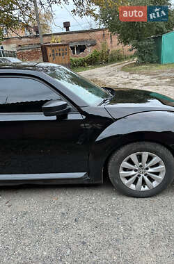 Хэтчбек Volkswagen Beetle 2013 в 