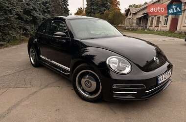 Хэтчбек Volkswagen Beetle 2017 в 