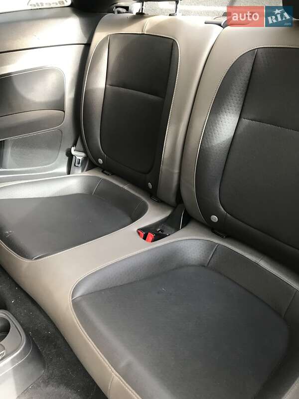 Хетчбек Volkswagen Beetle 2014 в Одесі фото 7 Хетчбек Volkswagen Beetle 2014 в Одесі