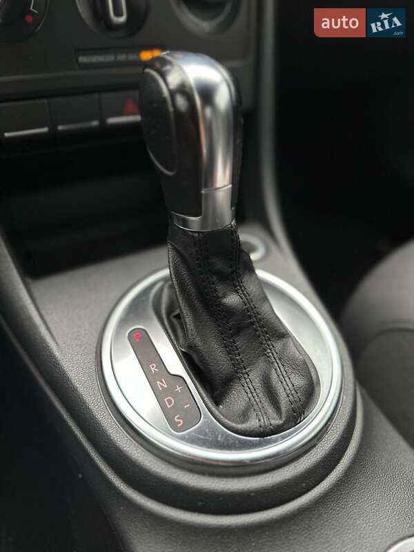 Хетчбек Volkswagen Beetle 2012 в Білогородці фото 26 Хетчбек Volkswagen Beetle 2012 в Білогородці