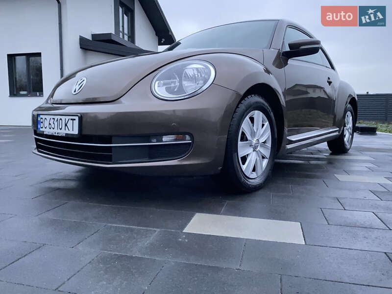Хэтчбек Volkswagen Beetle 2012 в Львове
