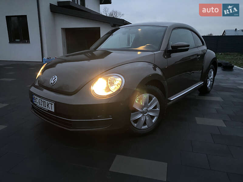 Хэтчбек Volkswagen Beetle 2012 в Львове