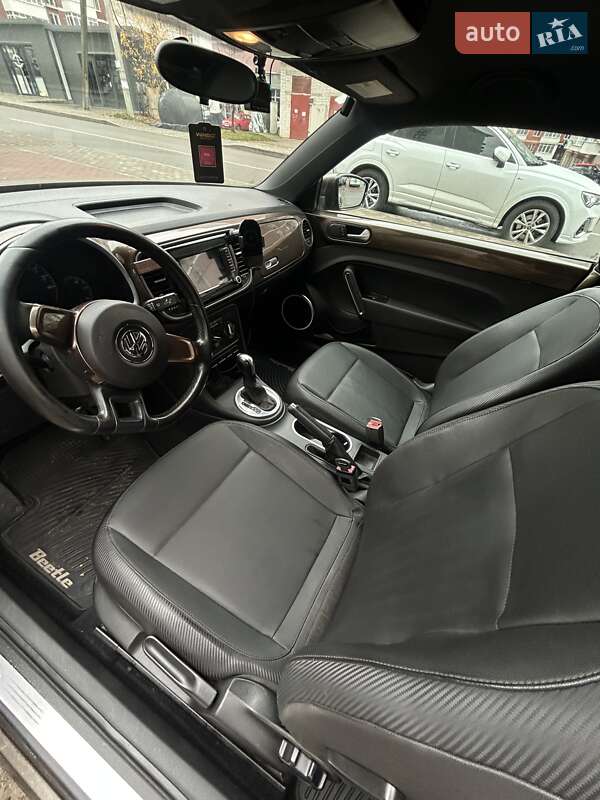 Хэтчбек Volkswagen Beetle 2012 в Львове