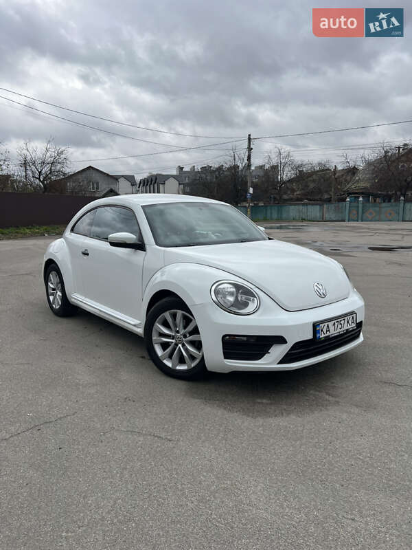 Хэтчбек Volkswagen Beetle 2017 в Киеве