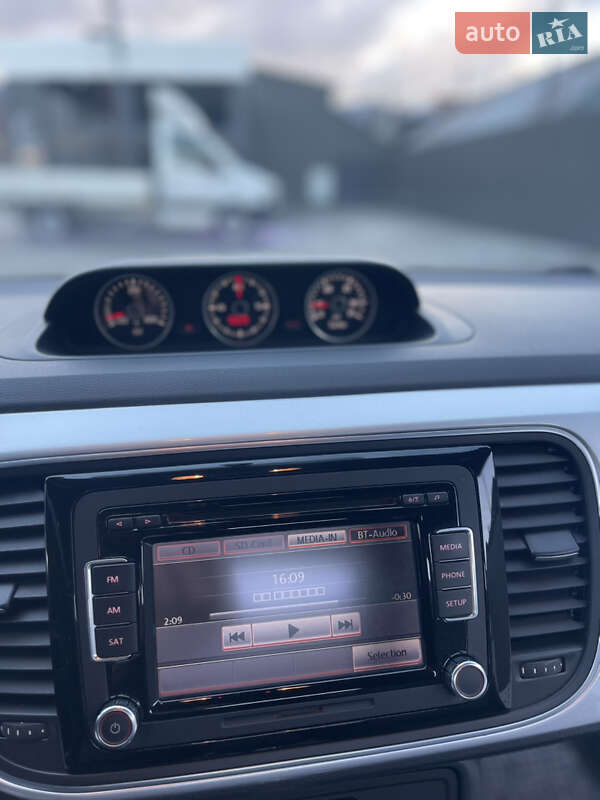 Хетчбек Volkswagen Beetle 2014 в Хусті