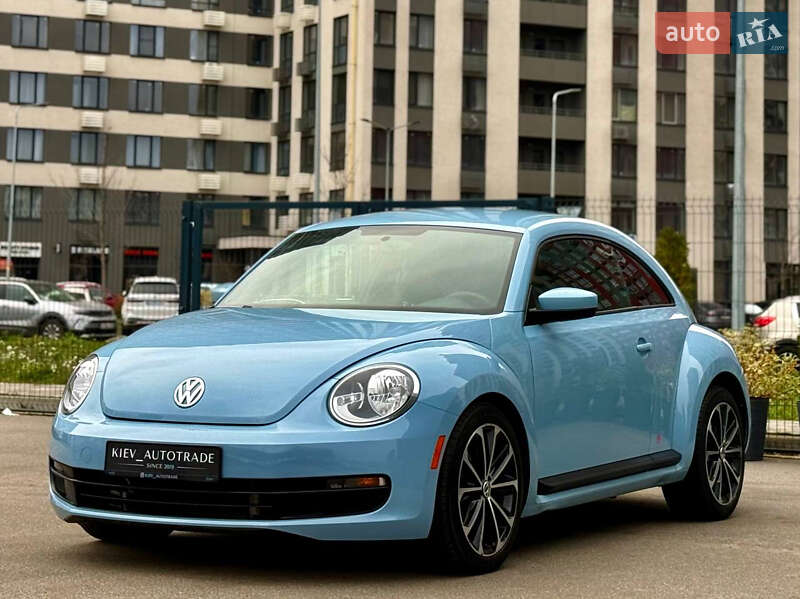 Хэтчбек Volkswagen Beetle 2015 в Киеве