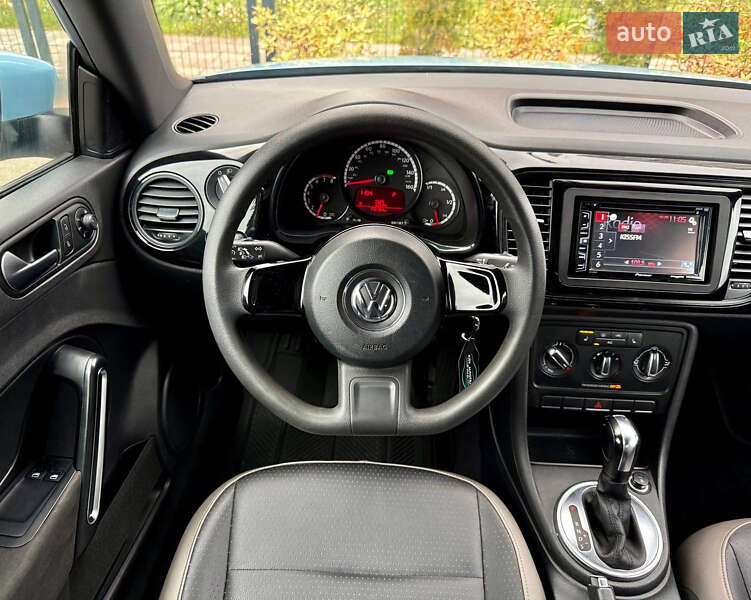 Хэтчбек Volkswagen Beetle 2015 в Киеве
