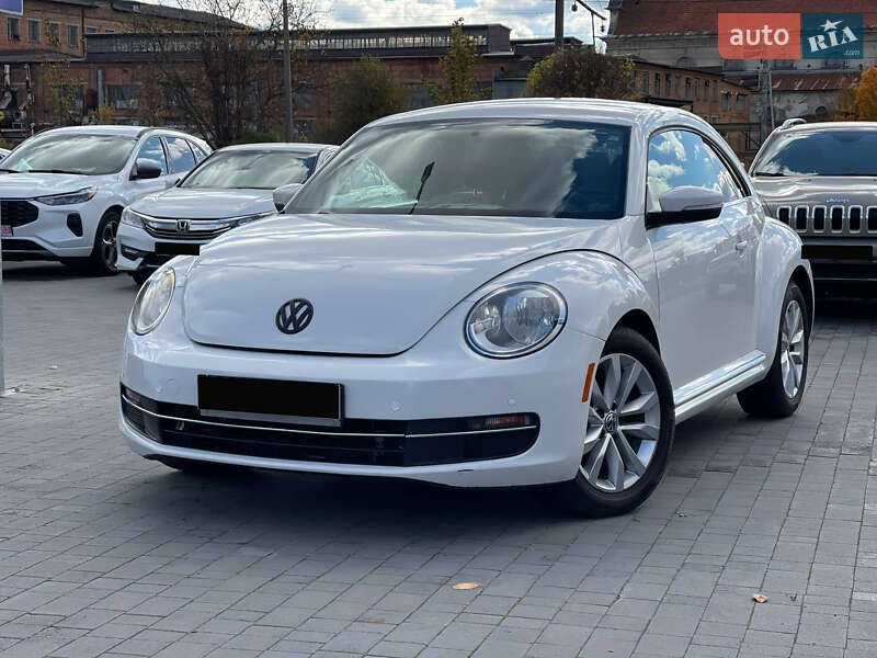 Хэтчбек Volkswagen Beetle 2013 в Львове фото Хэтчбек Volkswagen Beetle 2013 в Львове