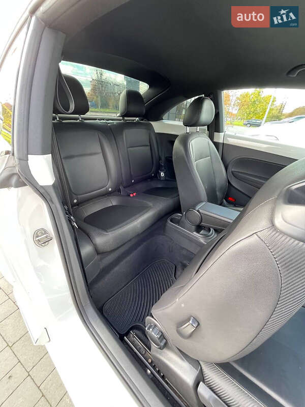 Хэтчбек Volkswagen Beetle 2013 в Львове фото 25 Хэтчбек Volkswagen Beetle 2013 в Львове