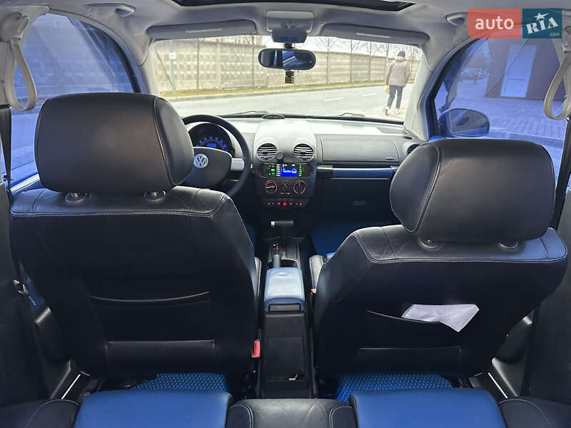 Хэтчбек Volkswagen Beetle 2003 в Киеве