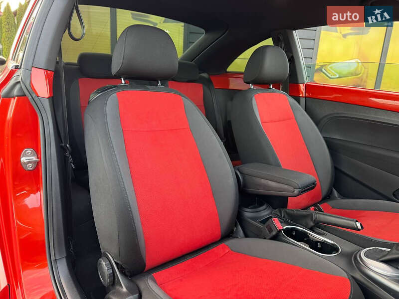 Хэтчбек Volkswagen Beetle 2017 в Стрые