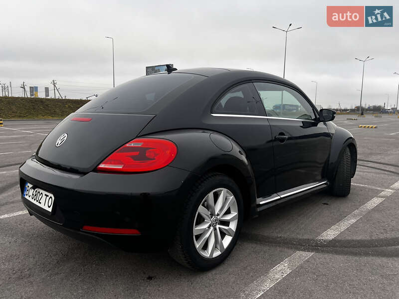 Хэтчбек Volkswagen Beetle 2013 в Львове