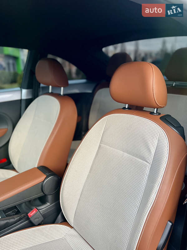 Хетчбек Volkswagen Beetle 2014 в Києві