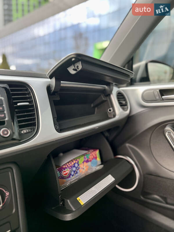 Хетчбек Volkswagen Beetle 2014 в Києві