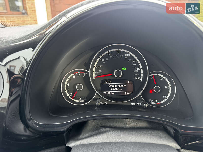 Хэтчбек Volkswagen Beetle 2016 в Киеве фото 10 Хэтчбек Volkswagen Beetle 2016 в Киеве