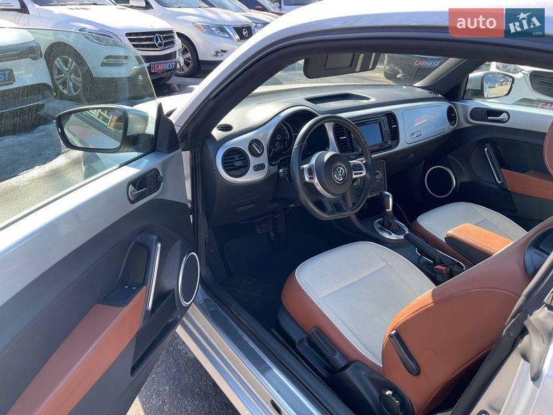 Volkswagen Beetle 2014