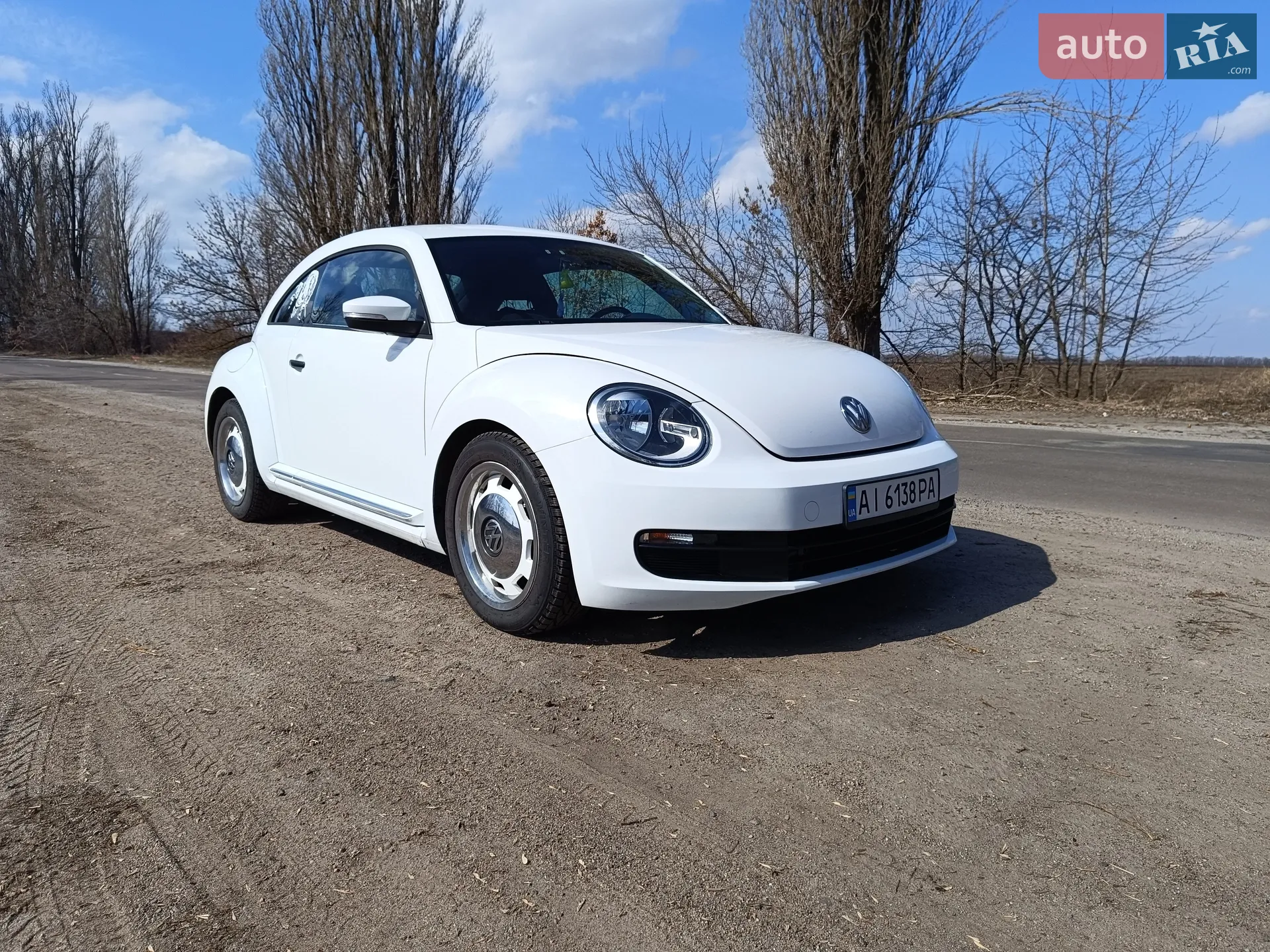 2015 Volkswagen Beetle - мініатюра 2