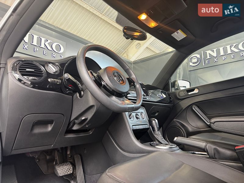 Хэтчбек Volkswagen Beetle 2015 в Киеве