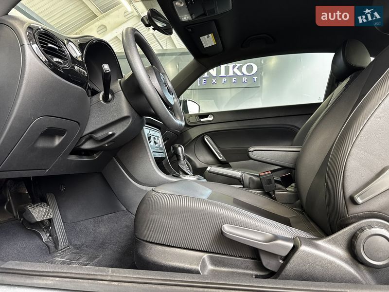 Хэтчбек Volkswagen Beetle 2015 в Киеве