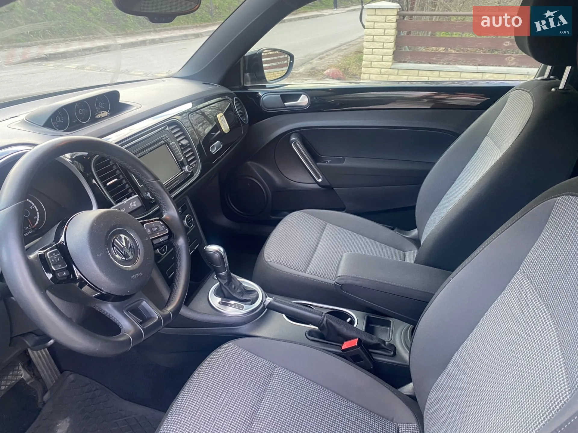 2014 Volkswagen Beetle - мініатюра 19