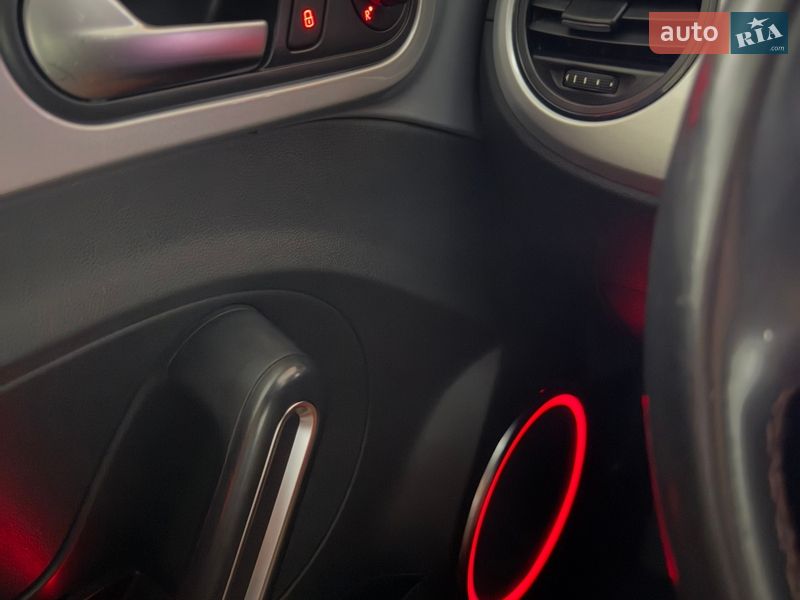 Хэтчбек Volkswagen Beetle 2014 в Одессе