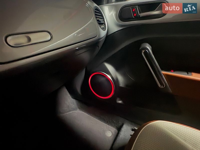 Хэтчбек Volkswagen Beetle 2014 в Одессе
