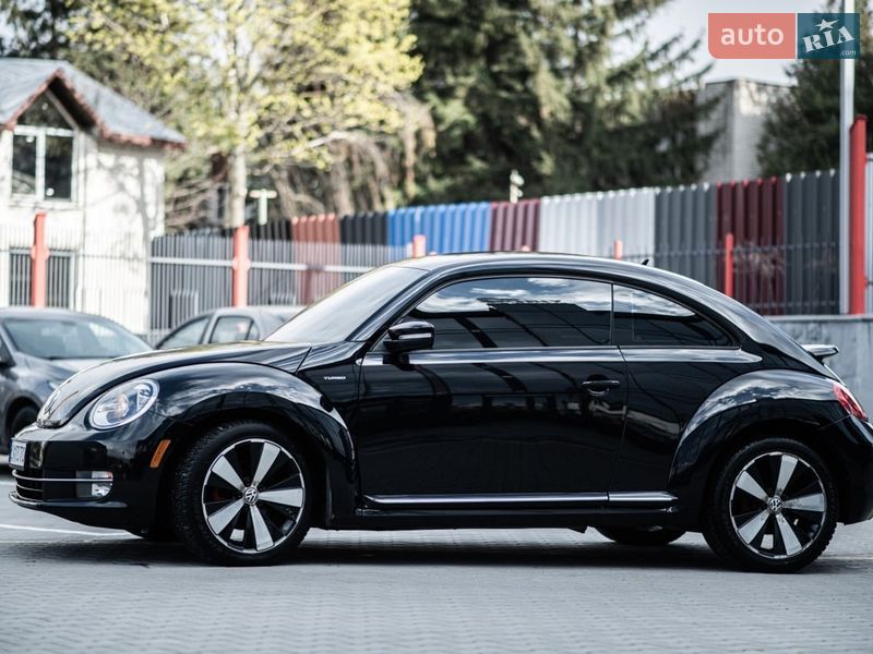 Хэтчбек Volkswagen Beetle 2012 в Львове