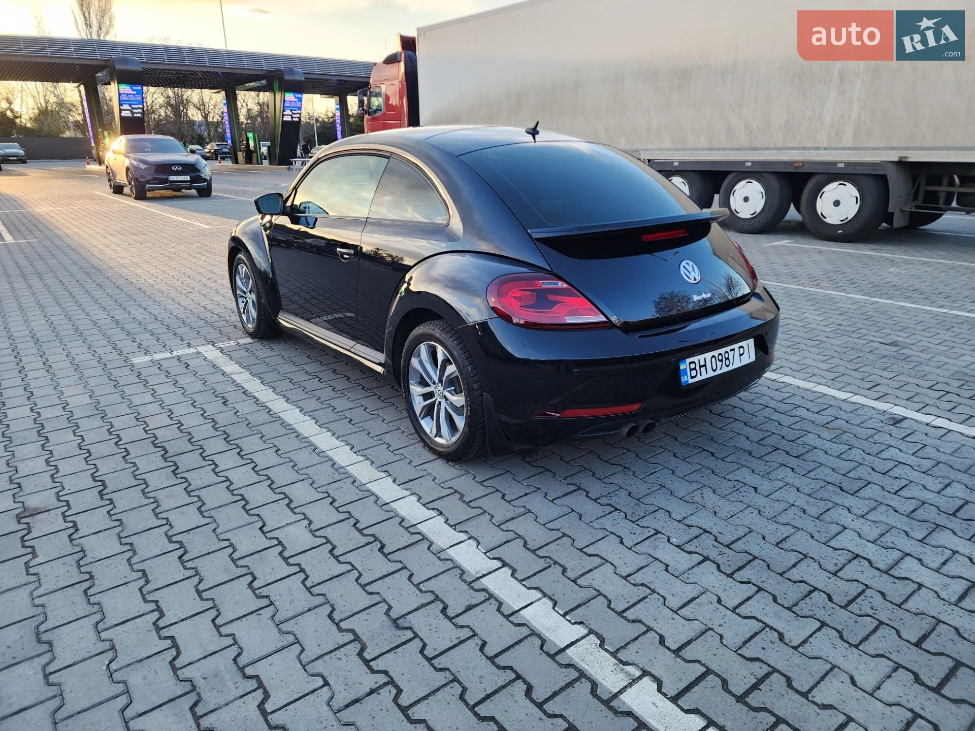 2017 Volkswagen Beetle - мініатюра 9