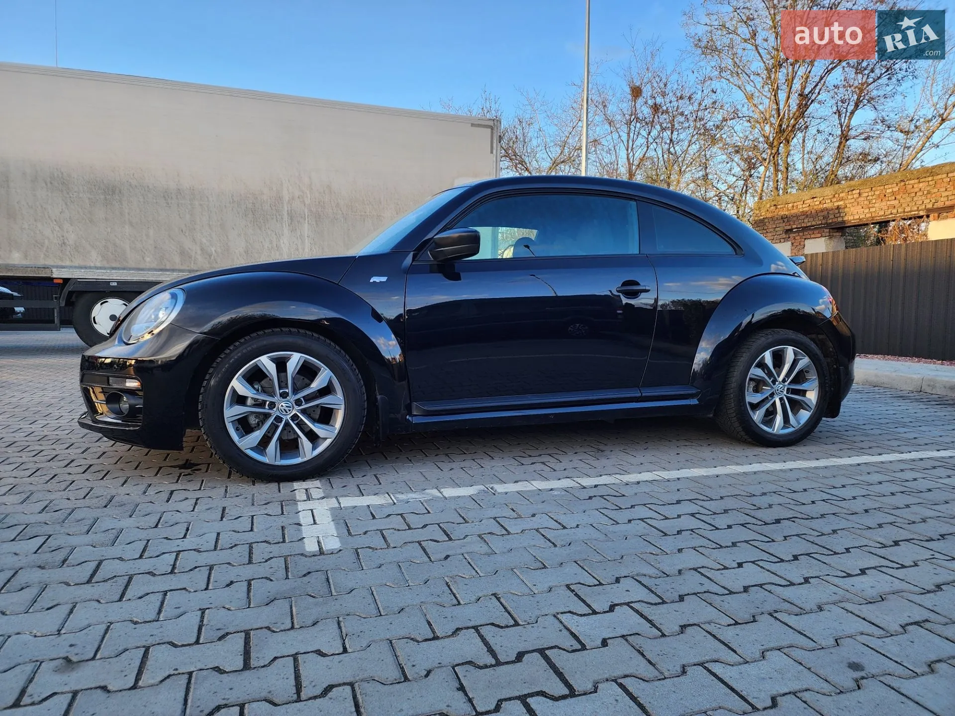2017 Volkswagen Beetle - мініатюра 12