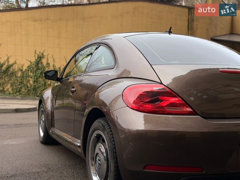 Хэтчбек Volkswagen Beetle 2012 в Киеве фото 7 Хэтчбек Volkswagen Beetle 2012 в Киеве