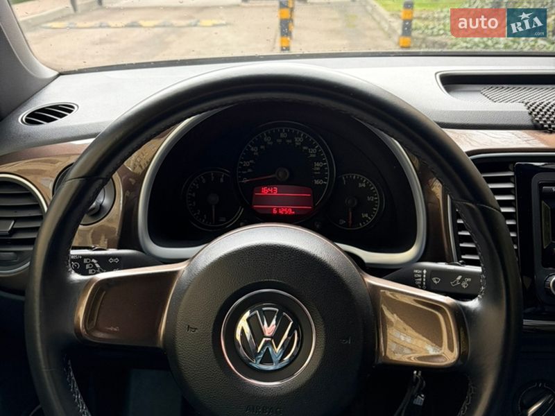 Хэтчбек Volkswagen Beetle 2012 в Киеве фото 11 Хэтчбек Volkswagen Beetle 2012 в Киеве